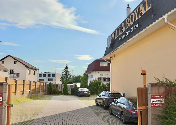 Royal Hotel