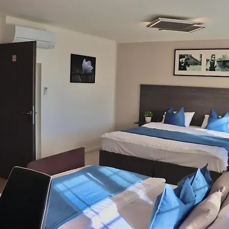Royal Otel *